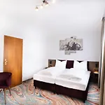 Отель Firzlaff's 3*