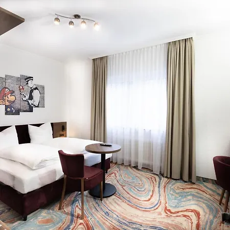 Firzlaff's Otel Neumünster
