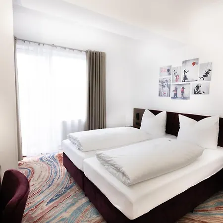 菲兹拉弗酒店 酒店