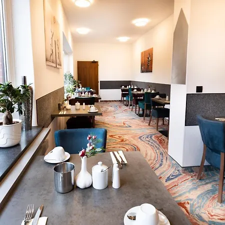 Firzlaff's Otel Neumünster