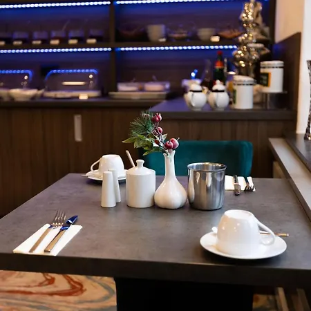 菲兹拉弗酒店 酒店 3*