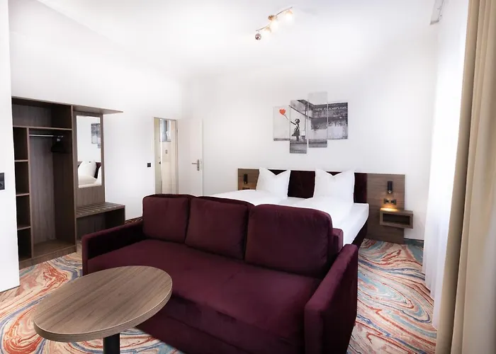 Firzlaff's 3* Neumünster