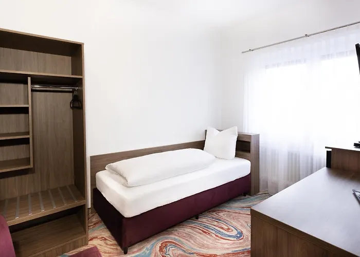 Firzlaff's Hotel