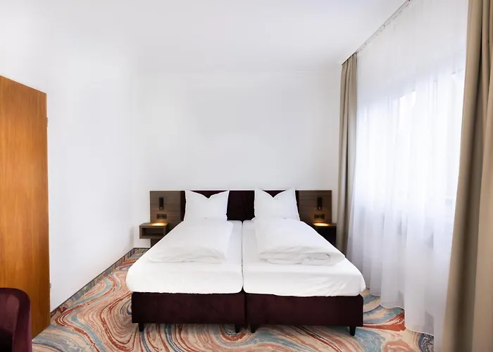 Firzlaff's 3* Neumünster