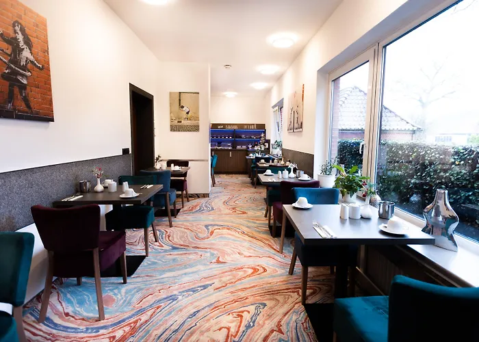 Firzlaff's 3* Neumünster